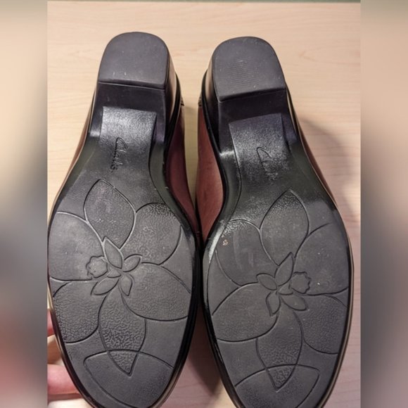 Clark's Partridge Brown women's shoe size 10 wide - Picture 8 of 11
